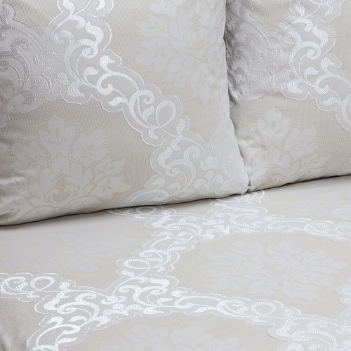 Scroll Clip Weave Easy Care Shams