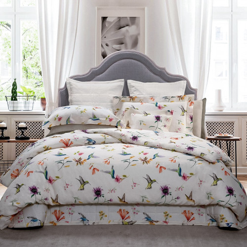 Hummingbirds Duvet Cover
