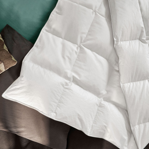 Down  Supreme Lightweight Comforter