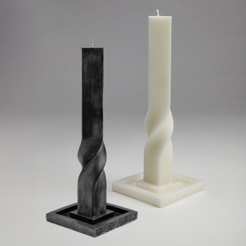 Low twist candle w/ base