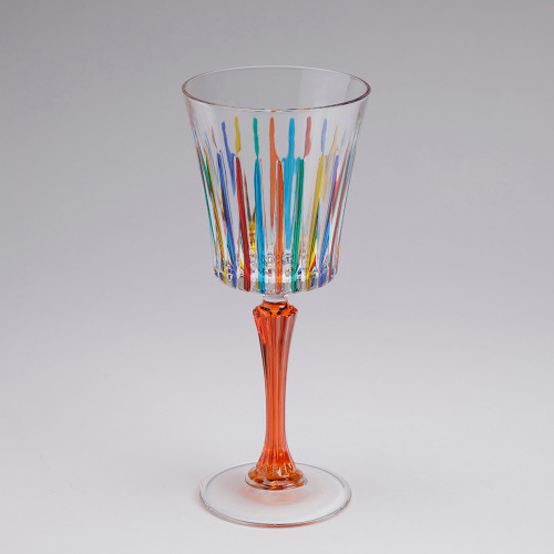 Timeless wine glass