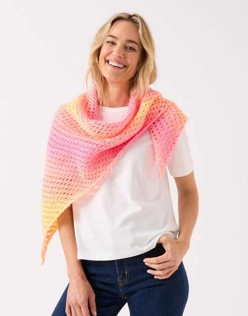 Sirdar Pattern F262 Crochet Shawl in One 10849