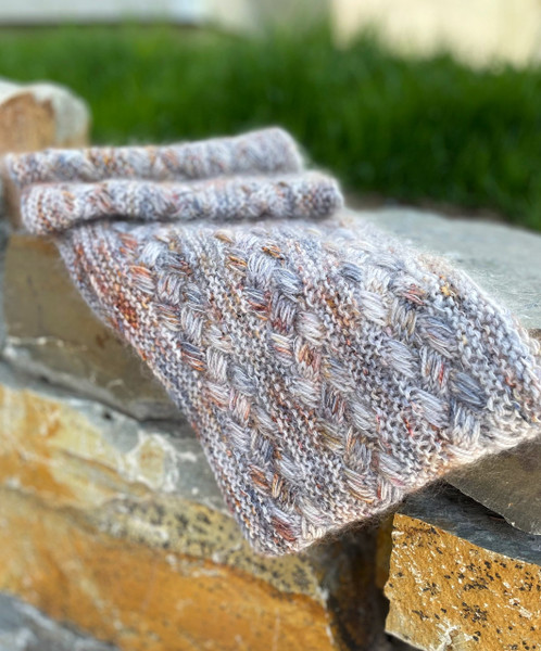 Knot Cross Buns Cowl Kit