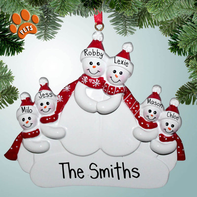 Personalized Snowman Family with Optional Pets - 6 Christmas Ornament Personalized Snowman Family with Optional Pets - 6 Christmas Ornament