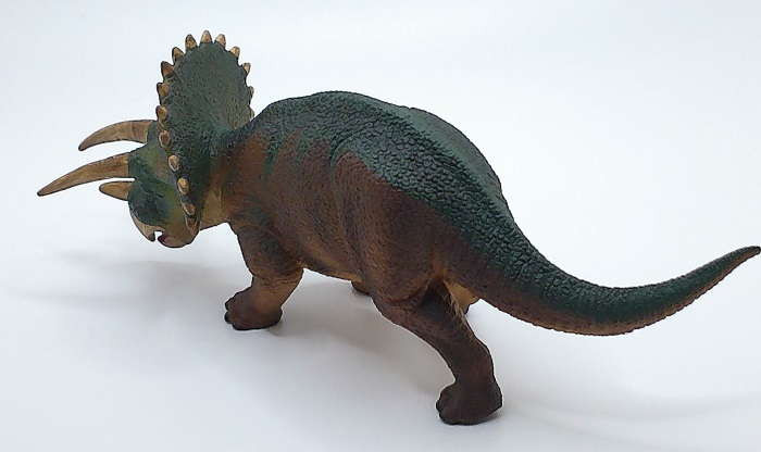 Safari Ltd. Triceratops #284529 - Nice dark green paint