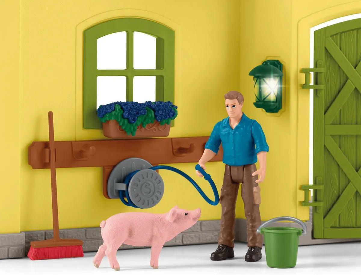 Schleich Farm World - Large Farm House, 97-Piece Toy Farm House with 3 Rooms, Farmer Figurines and Multiple Animal Toys with Acc　並行輸入 Farm World Large Farm House - - Farm Toys