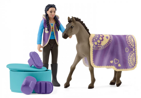 Schleich Beauty Set with Kim and Criollo Definitivo #42753 - Beautiful Foal