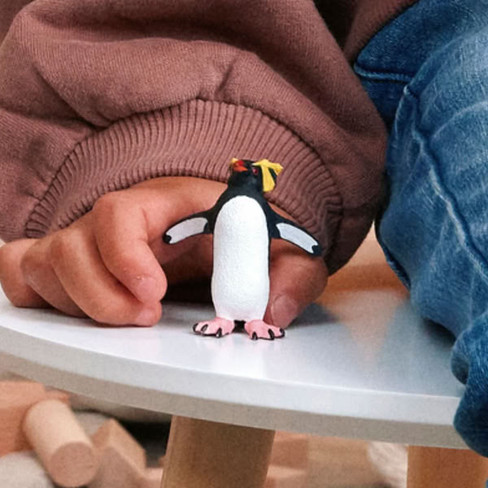Schleich  Penguin - Rockhopper #14932 - By Hand