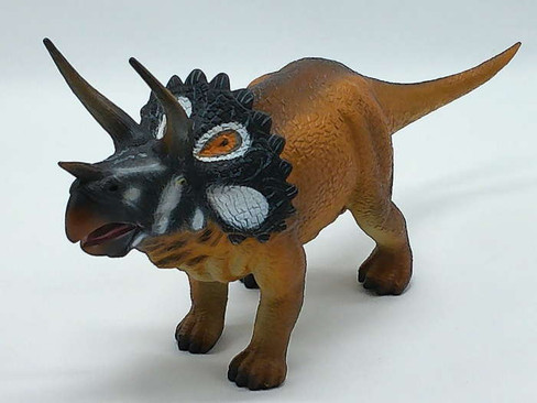 CollectA Deluxe Caiujara Figure #88839 - Vibrant colors