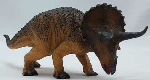 Mojo Triceratops - Deluxe - Front Angle View