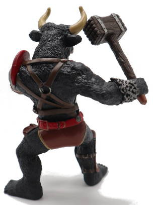 Papo Minotaur #38931 - Horns, Dagger, and War Hammer