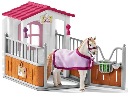 Horse Stall with Lusitano Mare (Schleich)