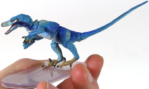 Velociraptor osmolskae (blue) 4" (Beasts of the Mesozoic)