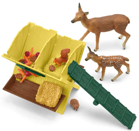 Feeding the Forest Animals (Schleich)