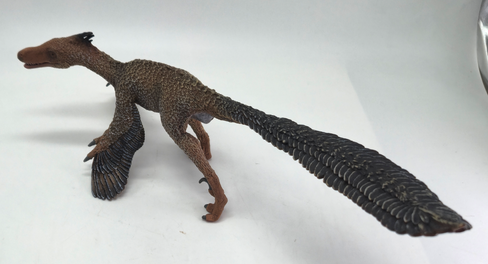 CollectA Feathered Velociraptor Deluxe 1:6 Scale #80010 Side View Image