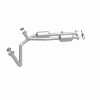 MagnaFlow Converter Direct Fit California Grade 96-00 GM Tahoe/Yukon/Escalade 5.7L - 4451453