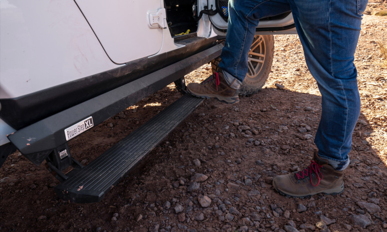 AMP Research 20-24 Jeep JT Gladiator (Launch/Overlnd/Rubicon/Sport/Sport S) PowerStep XL - Black - 77135-01A
