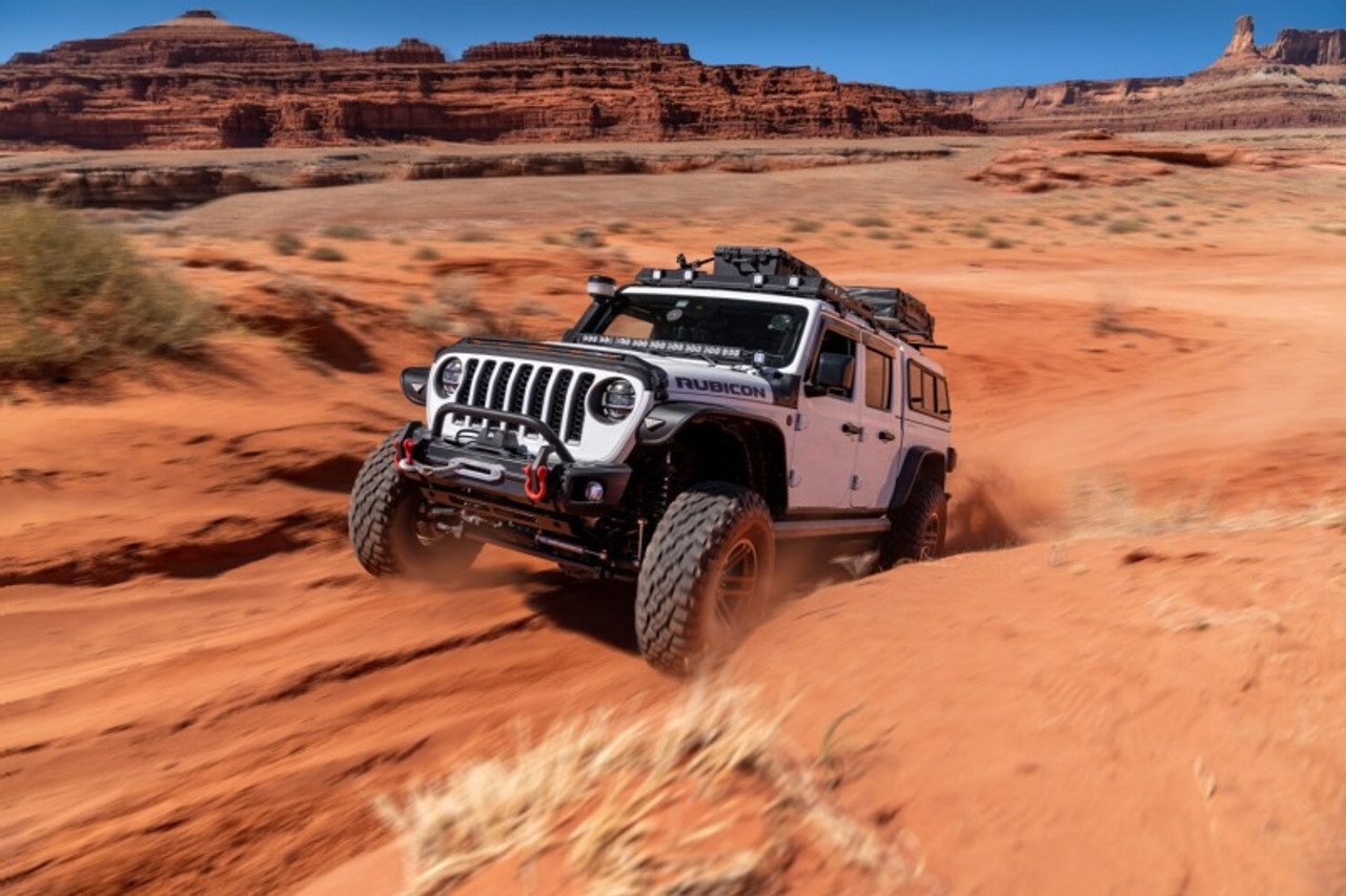 AMP Research 20-24 Jeep JT Gladiator (Launch/Overlnd/Rubicon/Sport/Sport S) PowerStep XL - Black - 77135-01A