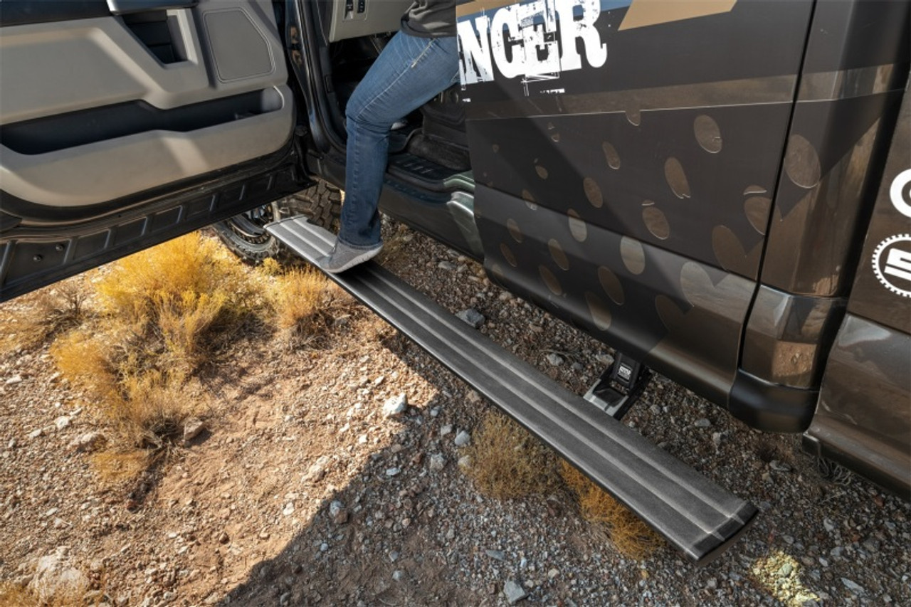 AMP Research 15-20 Chevy/GMC Silverado 2500-3500/Sierra 2500-3500/Crew & Double Cab PowerStep - 86147-01A