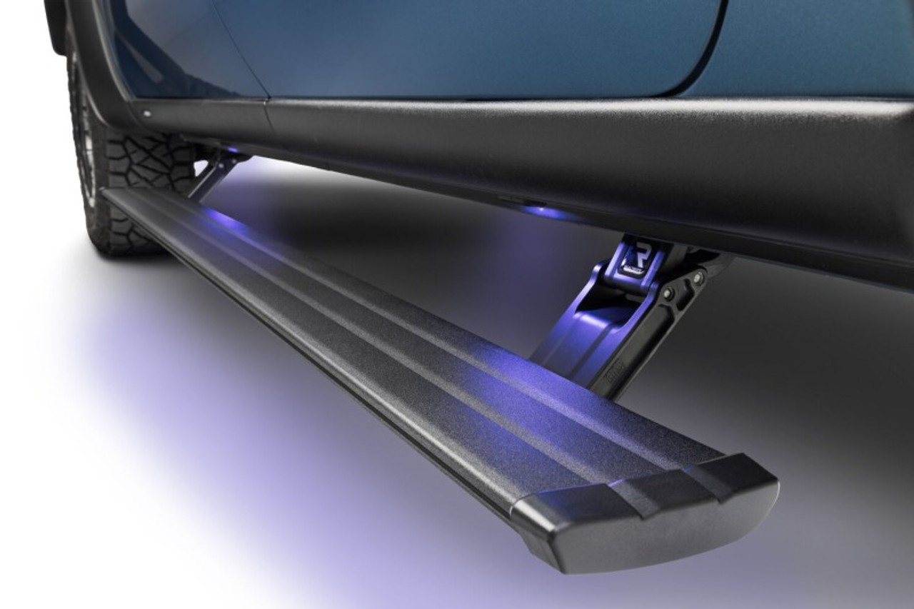 AMP Research 22-24 Chevrolet Silverado 1500 & 2024 2500/3500 DC/CC PowerStep Smart Series - 86255-01A