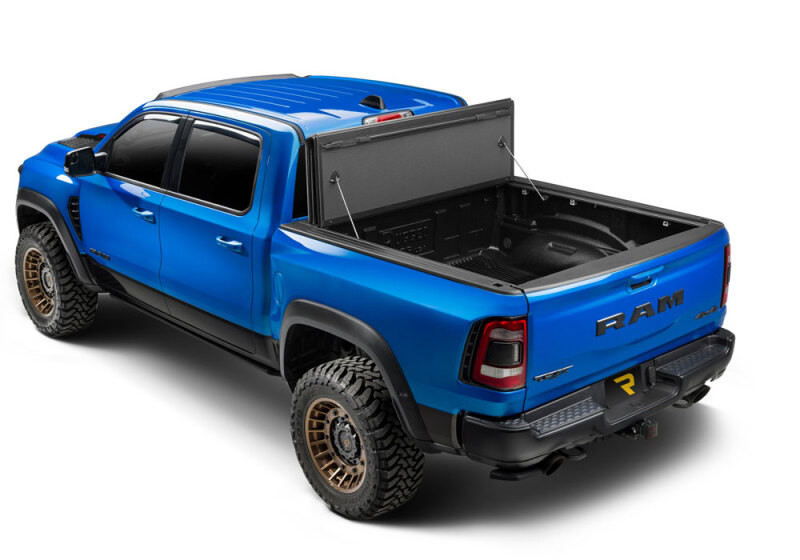 Extang 19-23 GMC Sierra Carbon Pro 1500 New Body 5.8ft. Bed Endure ALX - 80459
