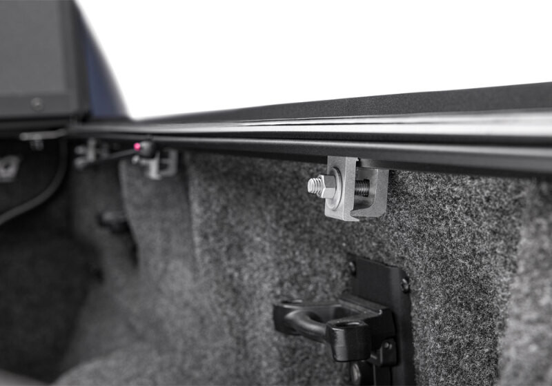 Extang 19-23 GMC Sierra Carbon Pro 1500 New Body 5.8ft. Bed Endure ALX - 80459