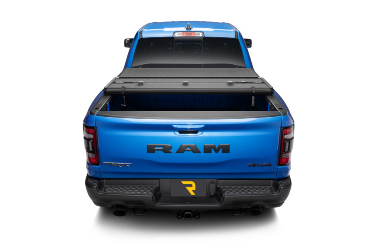 Extang 09-18 Dodge Ram / 19-22 Classic 1500 (5ft. 7in. Bed) Solid Fold ALX - 88425
