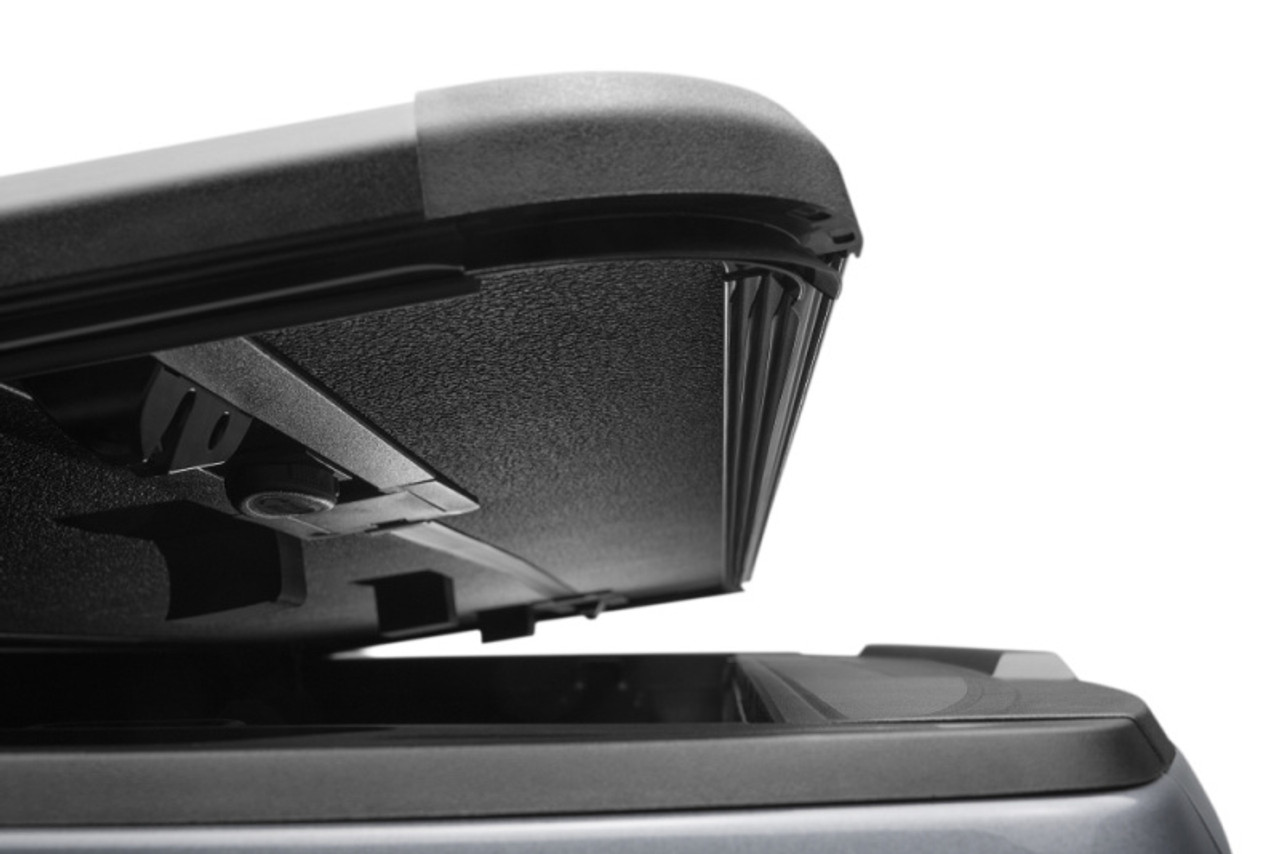 Extang 14-18 Chevy/GMC Silverado/Sierra 1500 (5ft. 10in. Bed) Solid Fold ALX - 88445