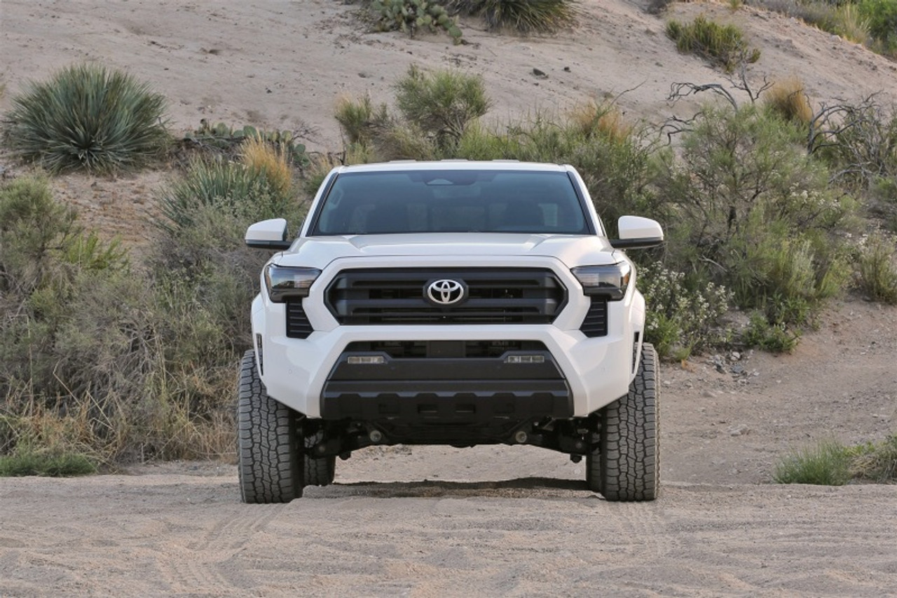 Fabtech 2024 Toyota Tacoma 4WD (w/o AVS) 1.5in Leveling Kit - FTL5607