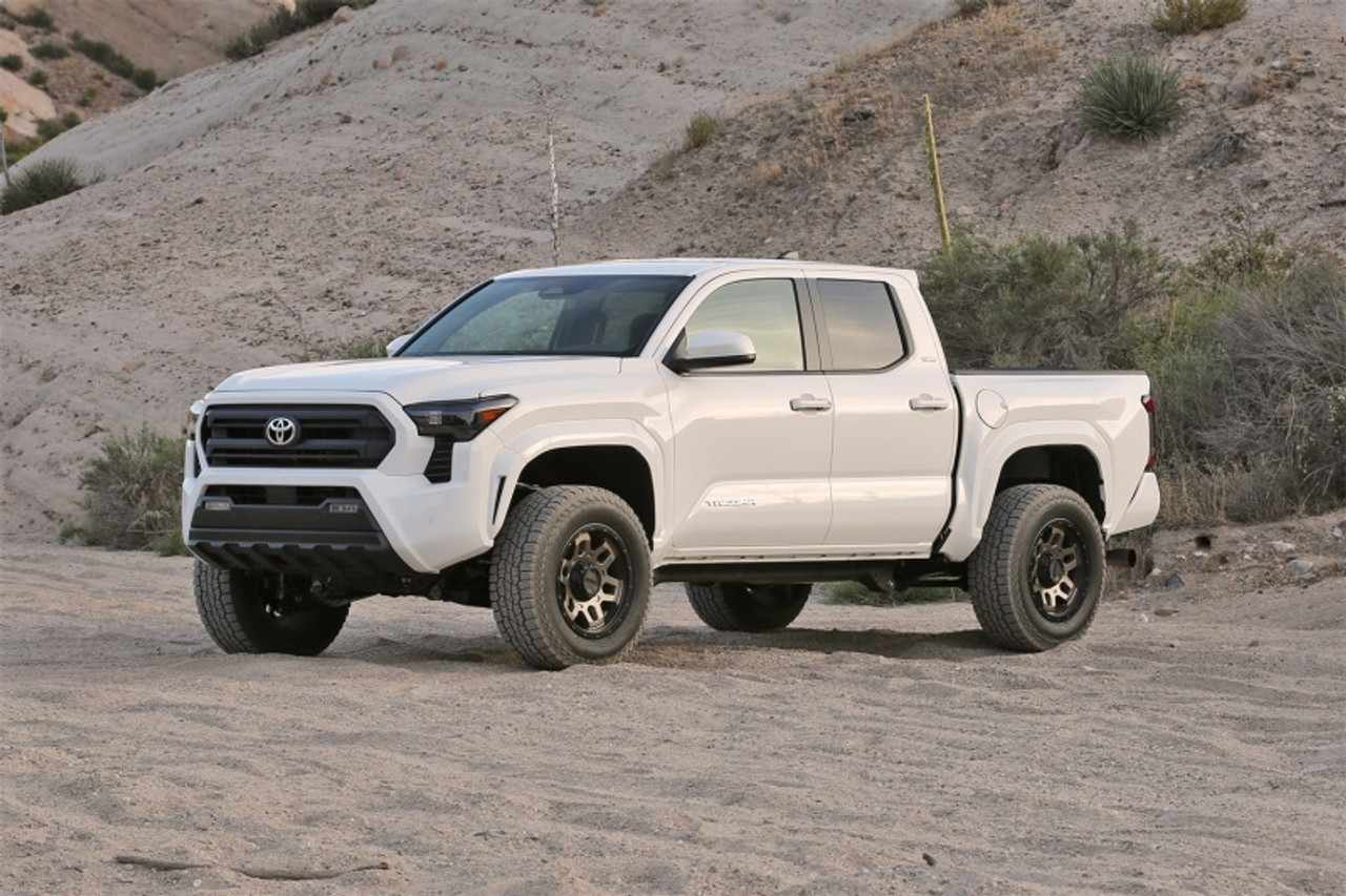 Fabtech 2024 Toyota Tacoma 4WD (w/o AVS) 1.5in Leveling Kit - FTL5607