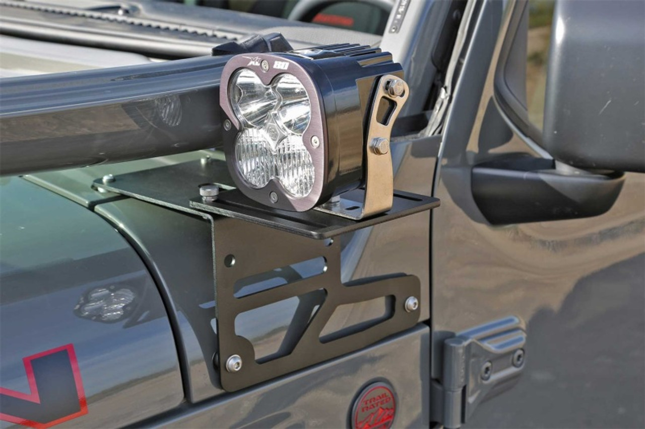 Fabtech 18-21 Jeep JL/JT Light Bracket Kit (Adjustable) - FTS24270