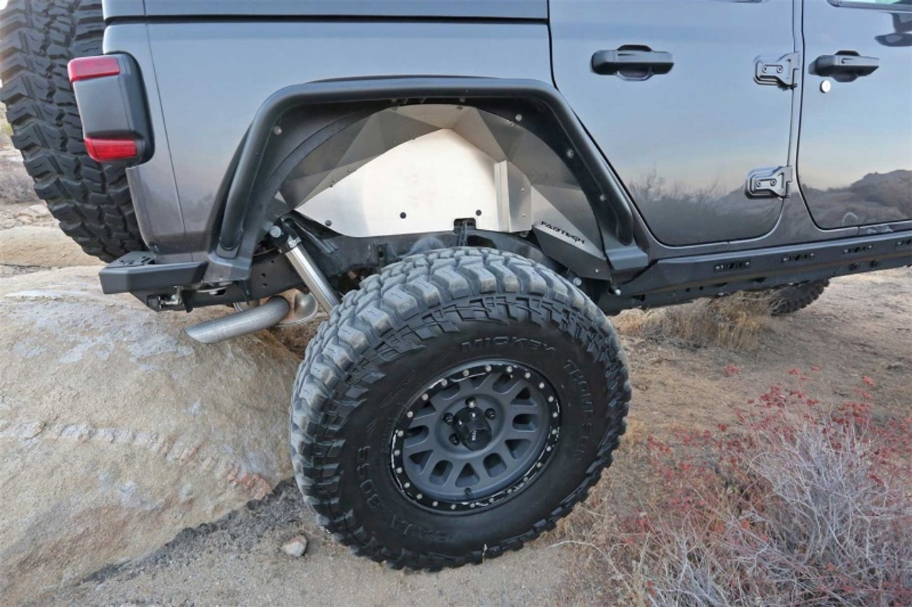 Fabtech 2018+ Jeep JL/JT Rear Inner Fenders - FTS24272