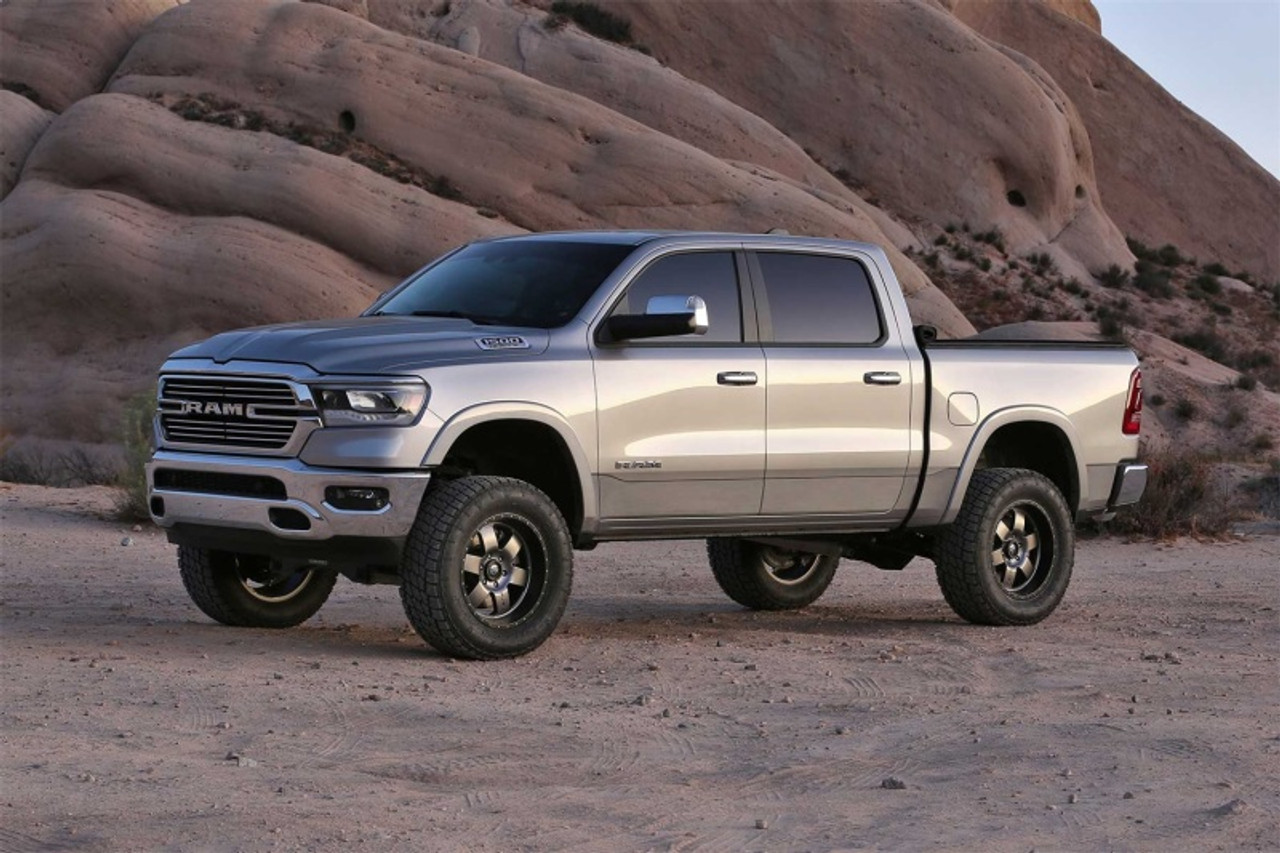 Fabtech 19-21 Ram 1500 4WD 6in Basic Sys w/Perf Shks (Exc. Rebel & TRX) - K3086