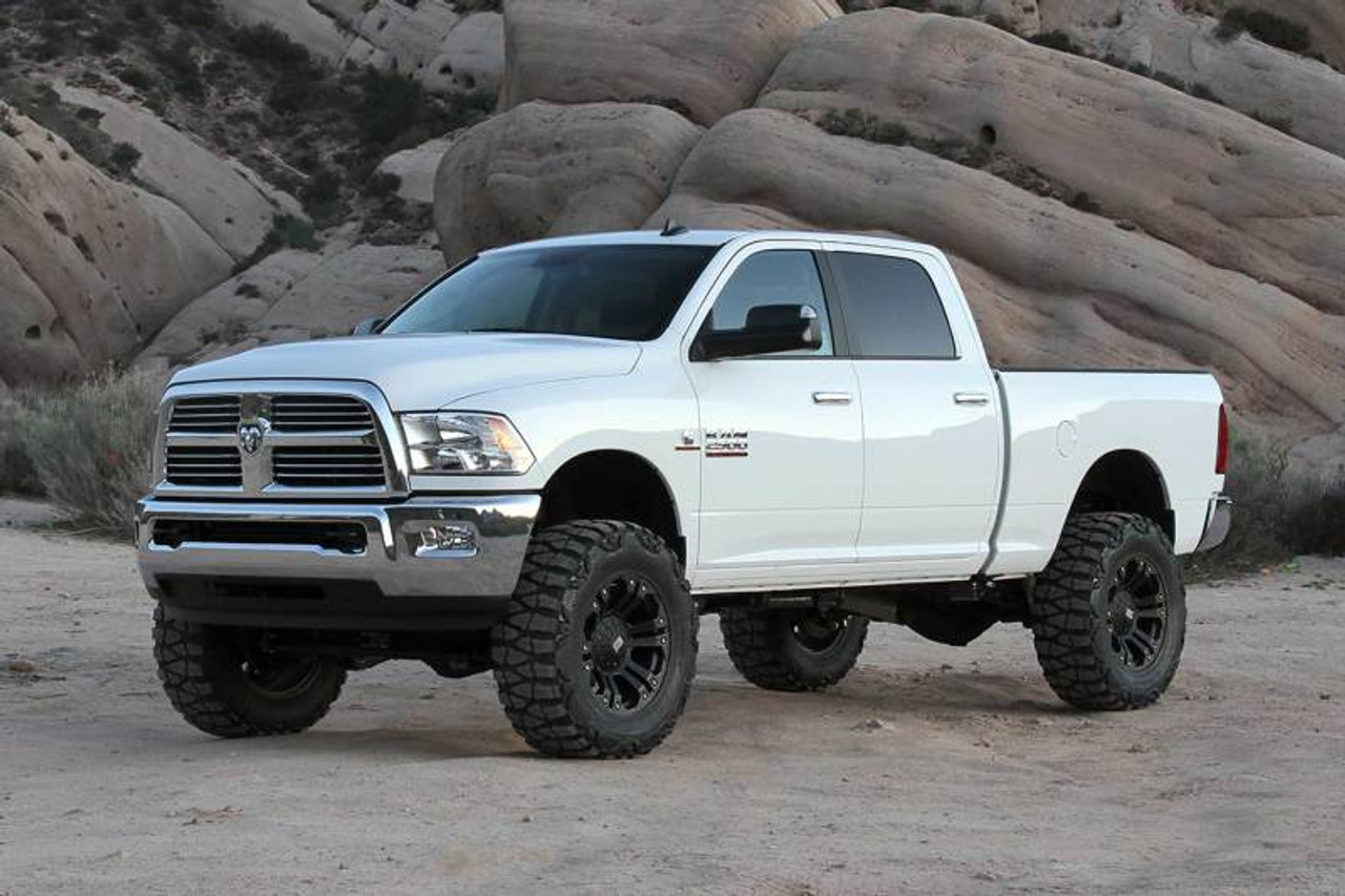 Fabtech 14-18 Ram 2500 4WD 5in Basic Kit w/Perf Shks - K3139
