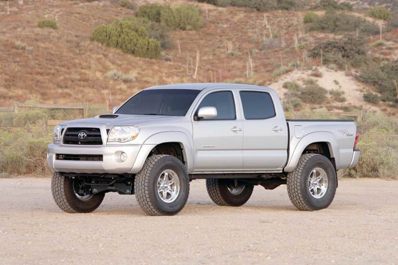 Fabtech 05-14 Toyota Tacoma 4WD/2WD 6 Lug Models 6in Perf Sys w/Dlss 2.5C/O Resi & Rr Dlss - K7039DL