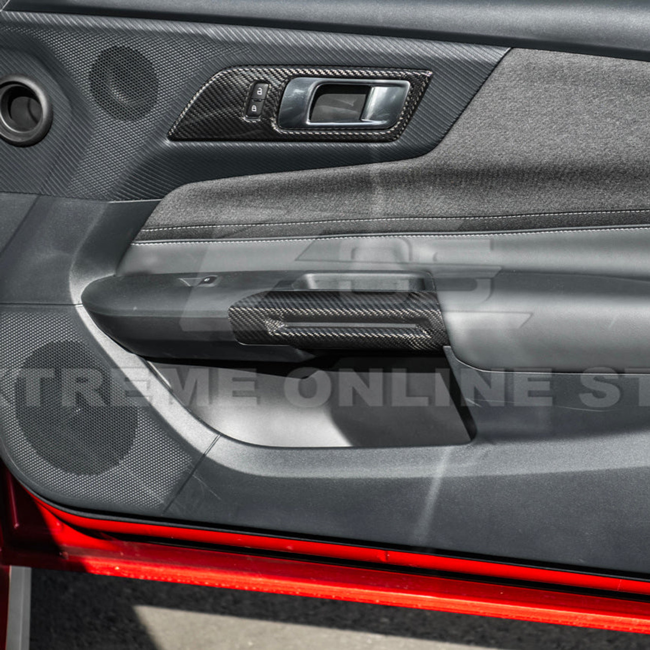EOS Interior Door Armrest Panel - Carbon Fiber - 2024+ Ford Mustang S650 (VENT-1091-BKCF)