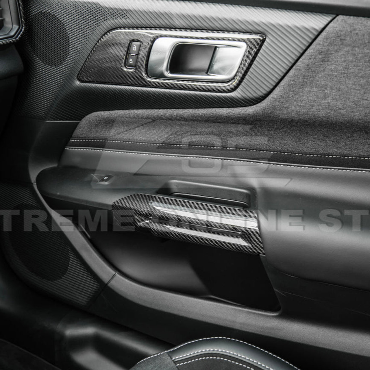 EOS Interior Door Armrest Panel - Carbon Fiber - 2024+ Ford Mustang S650 (VENT-1091-BKCF)