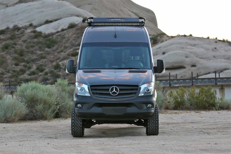 Fabtech 15-21 Sprinter 2500 4WD 1.5in. Coil Assist Kit w/ B6 Bilstein & Aux 2.25 DLSS Kit - K9004DL Photo - Mounted