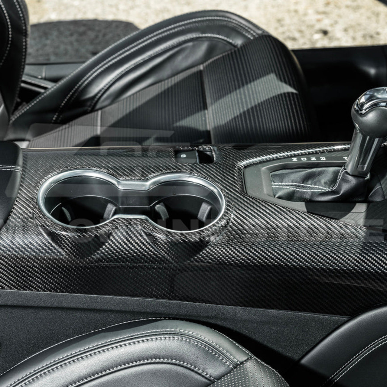 EOS Center Console Carbon Fiber Cover - 2024+ Ford Mustang S550 (VENT-1088-BKCF)