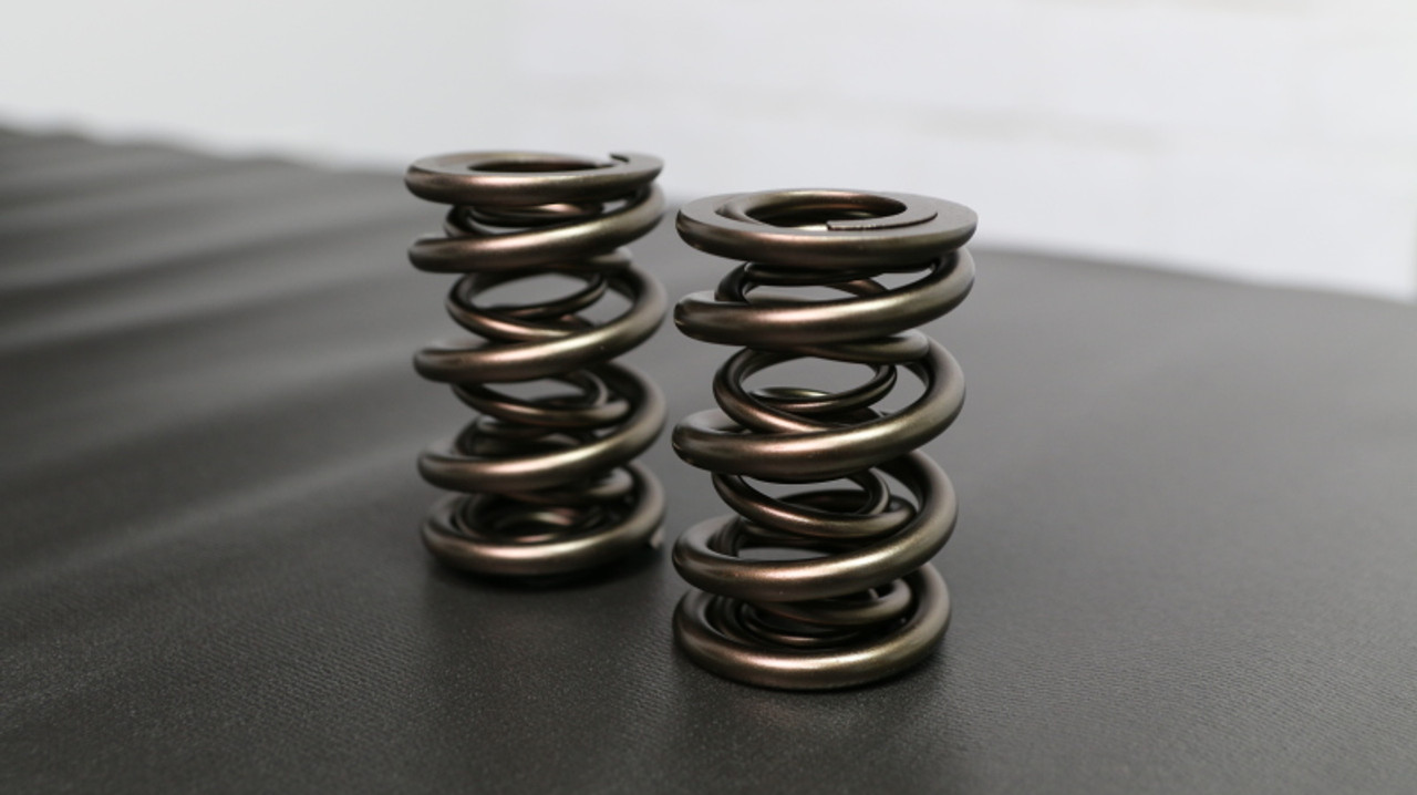 Ferrea 1.650in to 1.600in .885/1.20/1.65 OD .645/.885/1.20 ID Triple Spring Valve Spring - Set of 16 - S10001