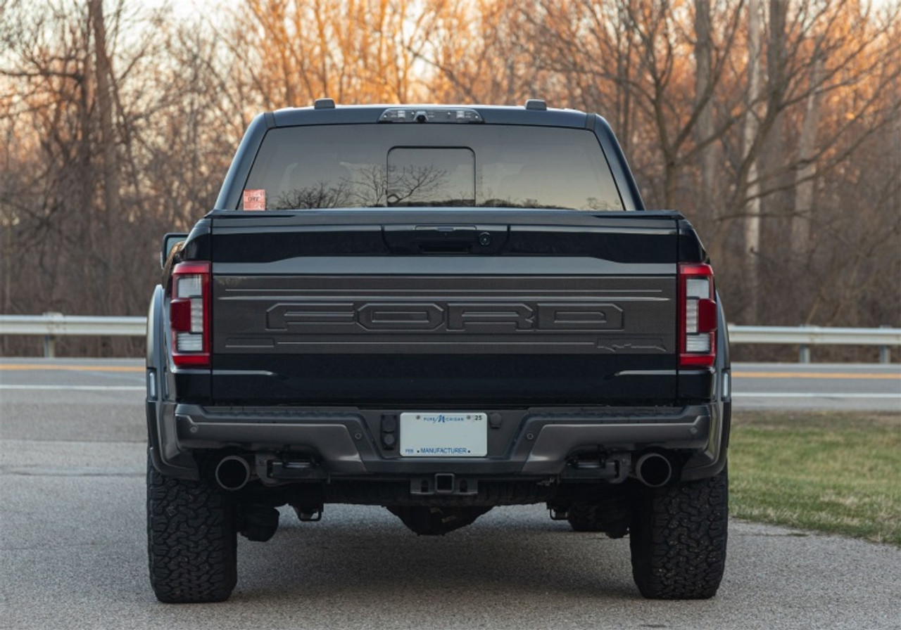 Ford Racing 21-24 Ford F150 Raptor Carbon Fiber Tailgate Panel - Gloss - M-16600-FG