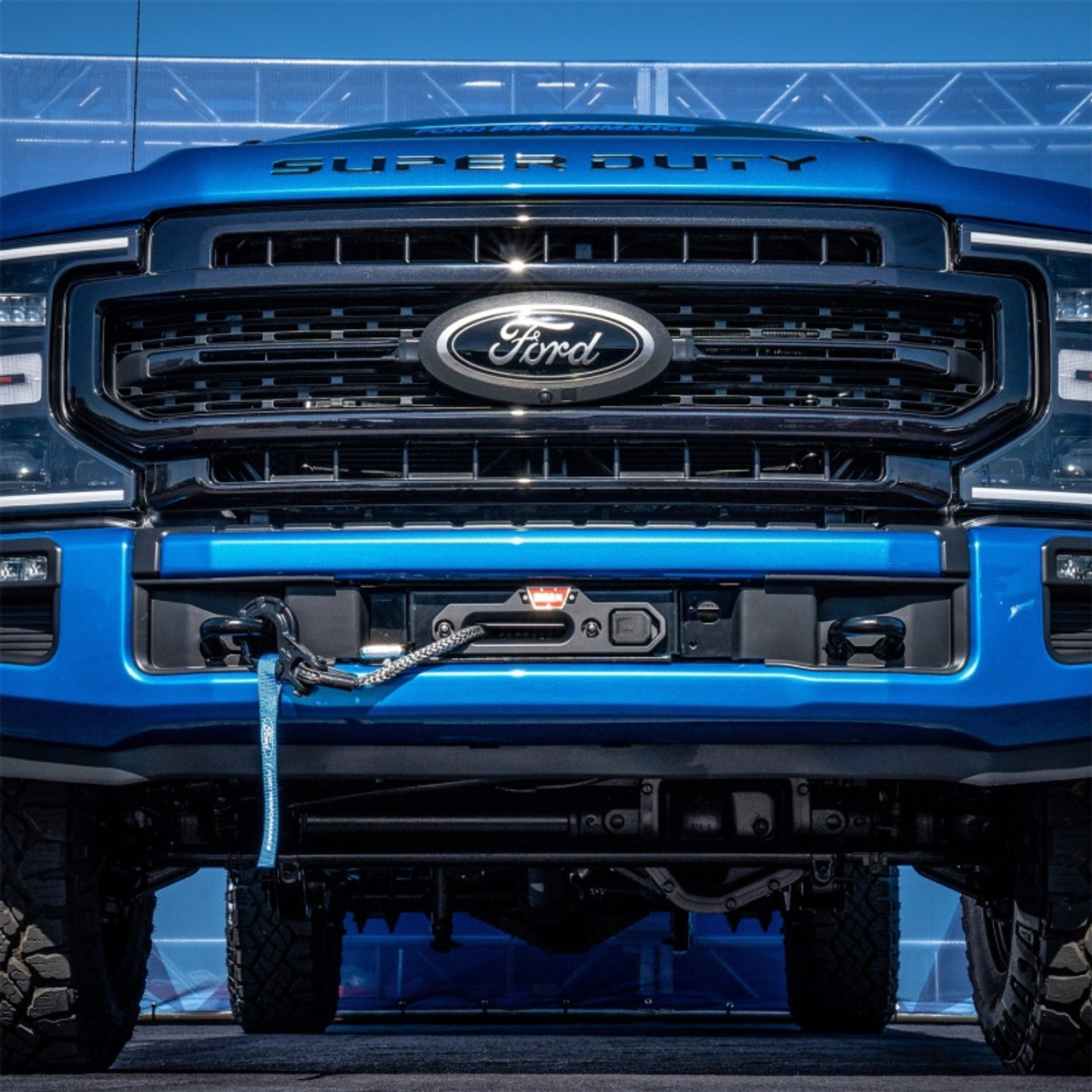 Ford Racing 23-24 Super Duty Ford Performance Parts/Warn Winch Kit - M-1821-TW