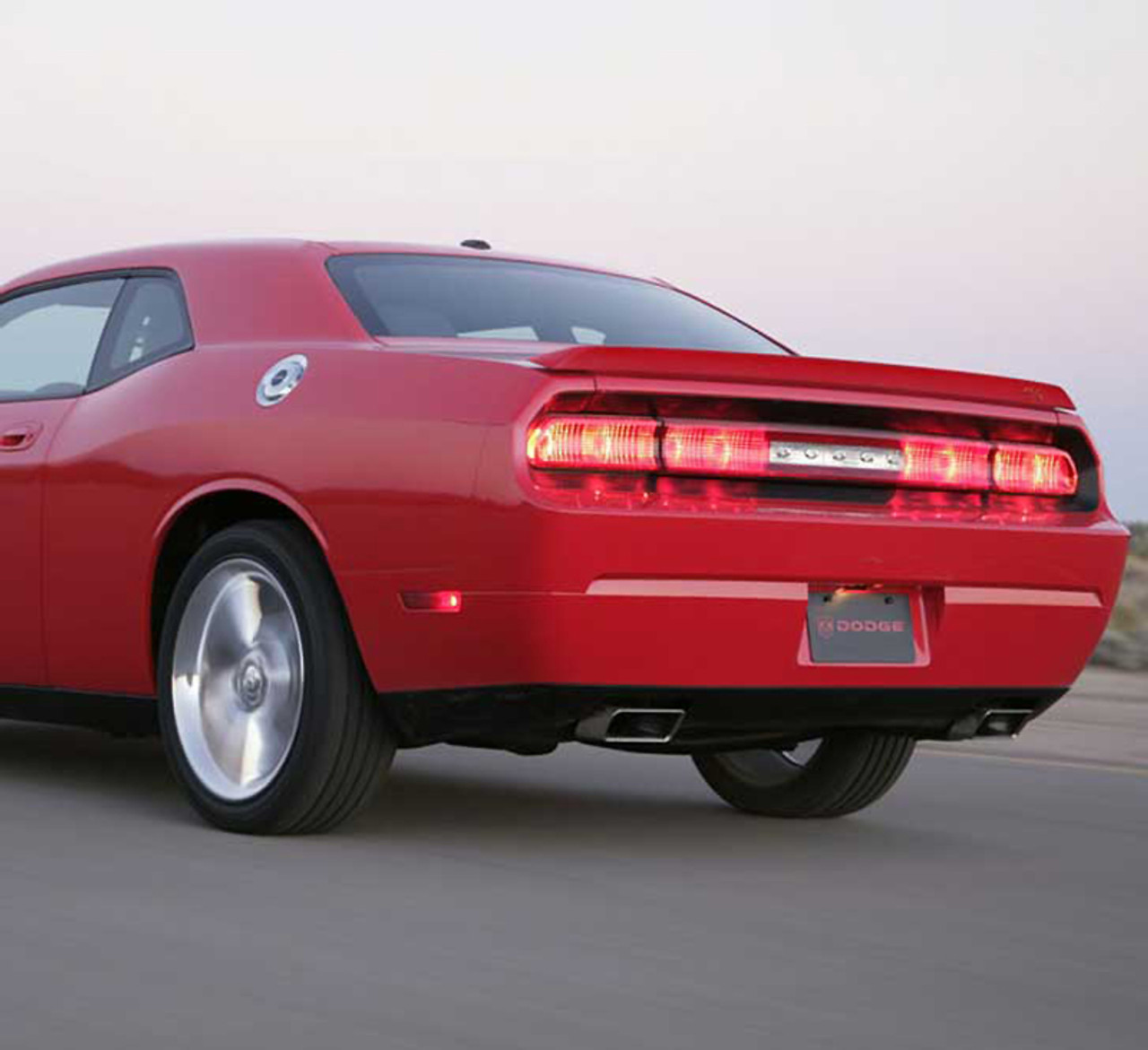 Gibson 08-10 Dodge Challenger SRT8 6.1L 2.5in Cat-Back Dual Exhaust - Stainless - 617005