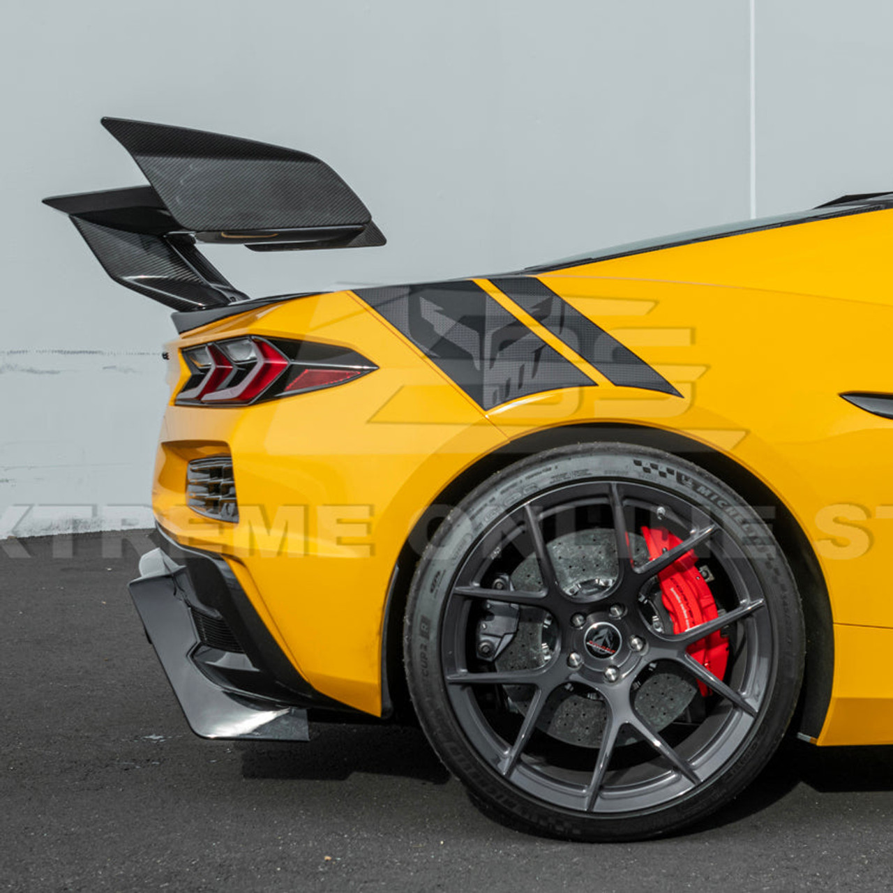 EOS ZR1 Style High Wing Rear Spoiler - Carbon Fiber - C8 Corvette Z06 / E-Ray (SPOILER-1007-BKCF (COMBO B))