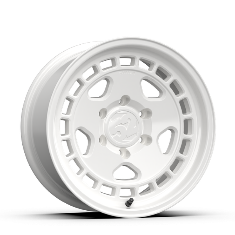 fifteen52 Turbomac HD Classic 17x8.5 / 5x127 BP / 0 ET / 71.5mm CB / 4.75in BS / Classic White Wheel - THCCW-78557-00