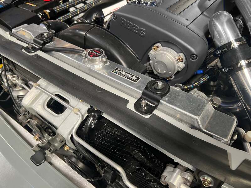 GReddy Radiator mount for BNR32 - 12023902 Photo - Close Up
