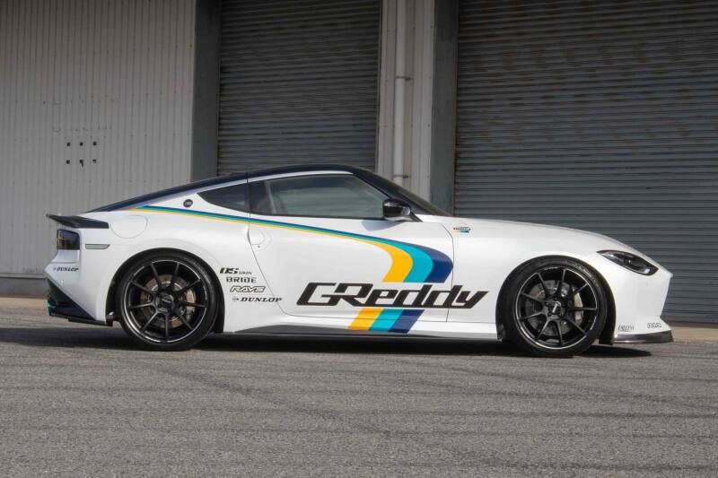GReddy 2022+ Nissan Z Carbon Rear Wing Aero Kit - 17020274 Photo - Close Up