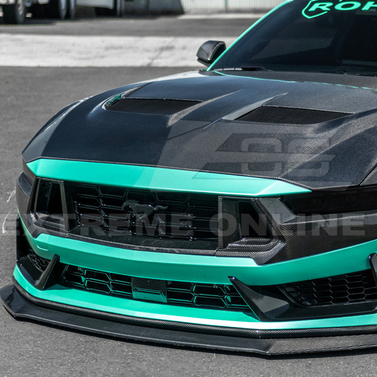 EOS Carbon Fiber Middle Grille Trim - 2024+ Ford Mustang Dark Horse (VENT-1240-BKCF)