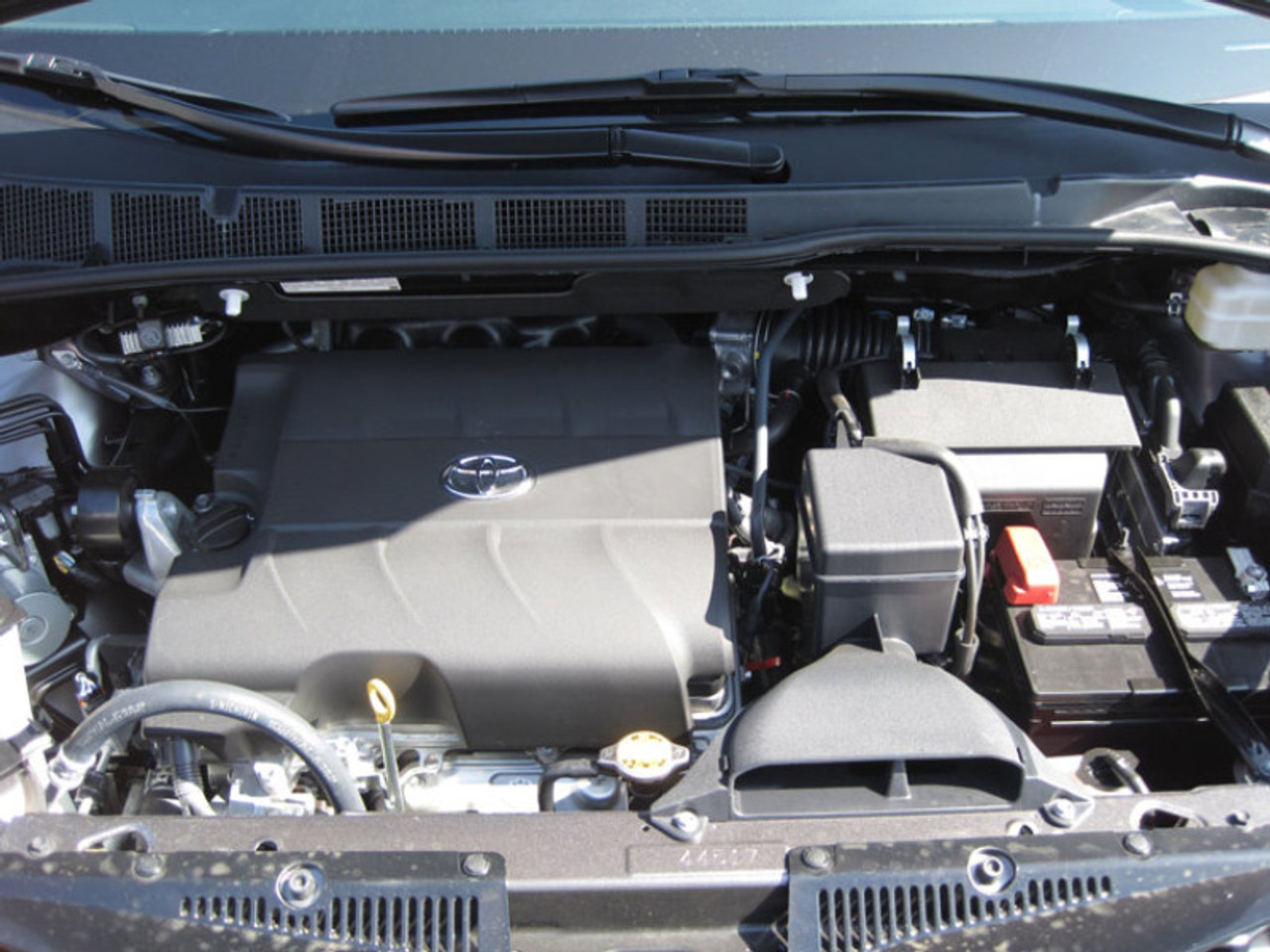 K&N 10 Lexus RX350 3.5L-V6 Drop In Air Filter - 33-2443