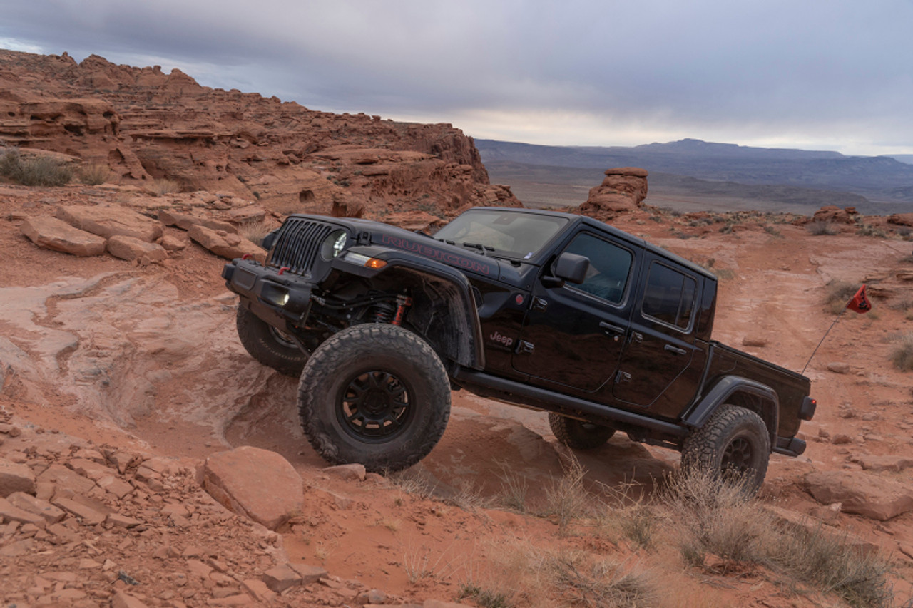 Fox 18-Up Jeep JL / 20-Up Gladiator 2.0 Factory Series Gen2 2.0in. Trvl 10in Ext Front Bump Stop IFP - 883-02-167